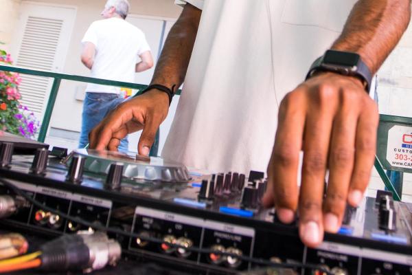 stevie dj