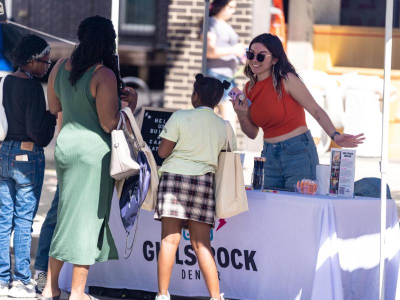 girls rock booth